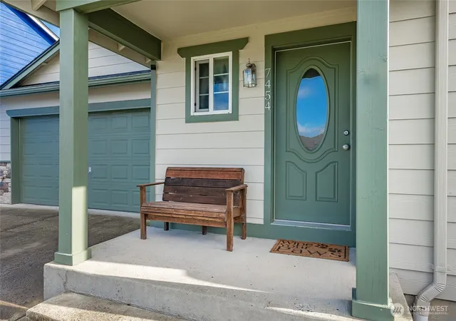 Photo 2 of Single family home for sale at 7454 Sole Dr, Blaine, WA 98230 | MLS# NWM2480658 | Listing updated on 2026-09-17