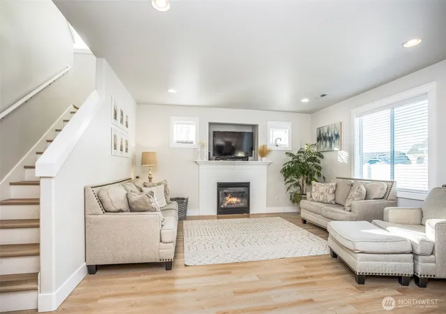 Photo 2 of Single family home for sale at 1924 Stevens St, Walla Walla, WA 99362 | MLS# NWM2480796 | Listing updated on 2026-09-17