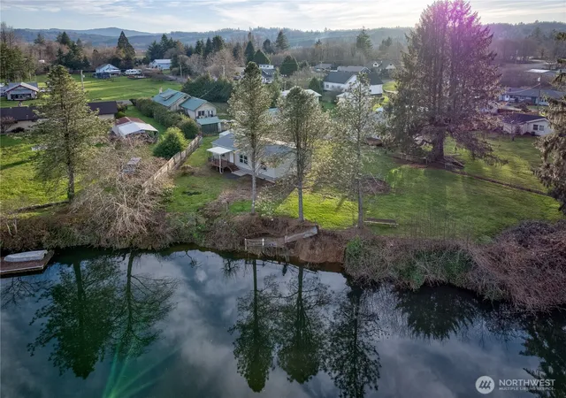 Photo 3 of Manufactured home for sale at 1331 Dolan St, Raymond, WA 98577 | MLS# NWM2480864 | Listing updated on 2026-09-17