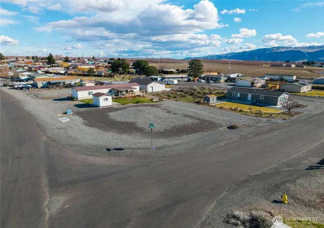 Photo 3 of Land for sale at 602 Edgewater Way SW, Mattawa, WA 99349 | MLS# NWM2480875 | Listing updated on 2026-10-02