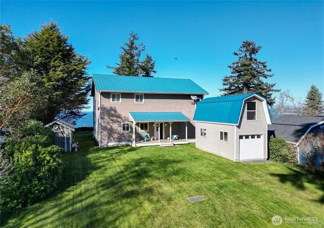 Photo 3 of Single family home for sale at 27 M Cascade Dr, Hat Island, WA 98206 | MLS# NWM2480975 | Listing updated on 2026-09-17