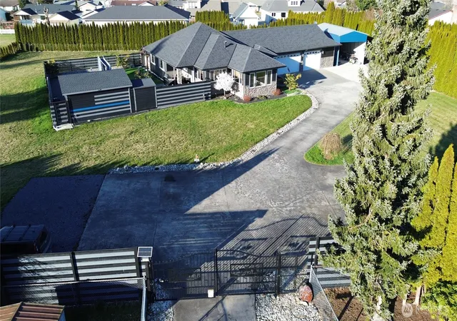 Photo 2 of Single family home for sale at 500 Briza Ln, Sedro Woolley, WA 98284 | MLS# NWM2481321 | Listing updated on 2026-09-17