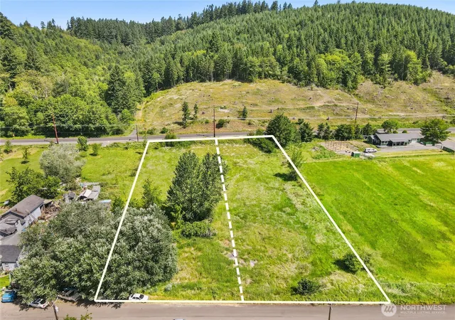 Photo 2 of Land for sale at 817 State St, Centralia, WA 98531 | MLS# NWM2481795 | Listing updated on 2026-09-17