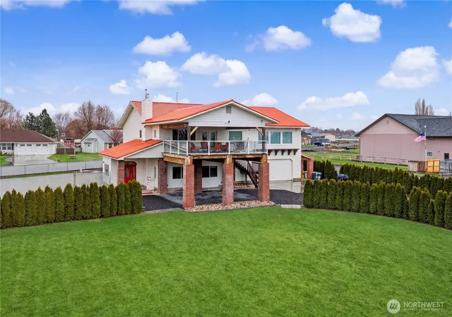 Photo 1 of Mansion for sale at 3062 Wildgoose Rd Ne, Moses Lake, WA 98837 | MLS# NWM2482163 | Listing updated on 2026-09-17