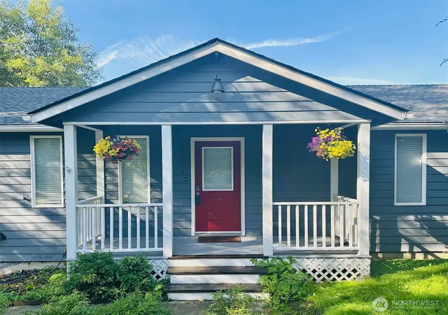 Photo 2 of Sale Pending at 1226 Dewey Dr, Coupeville, WA 98239 | MLS# NWM2482167 | Listing updated on 2026-09-24