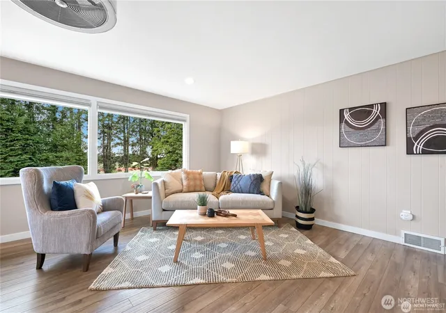 Photo 4 of House for sale at 151 Bay Lyn Dr, Lynden, WA 98264 | MLS# NWM2482188 | Listing updated on 2026-09-17