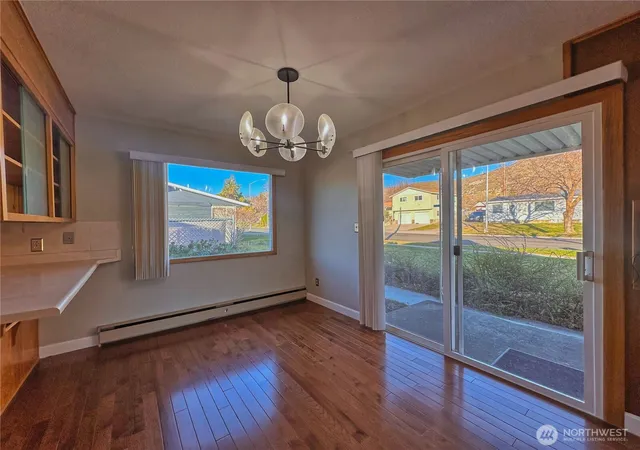 Photo 4 of Single family home for sale at 804 Central Dr, Coulee Dam, WA 99116 | MLS# NWM2483132 | Listing updated on 2026-09-23