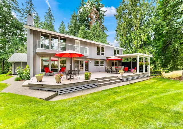 Photo 4 of Single family home for sale at 407 Point Fosdick Dr NW, Gig Harbor, WA 98335 | MLS# NWM2483164 | Listing updated on 2026-09-29