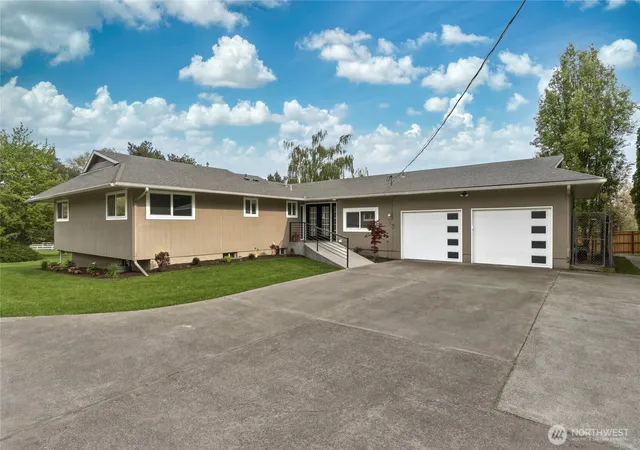 Photo 3 of Sale Pending at 2242 S Wilbur, Walla Walla, WA 99362 | MLS# NWM2483165 | Listing updated on 2026-10-03