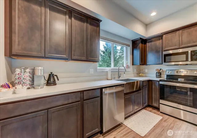 Photo 4 of Townhouse for sale at 224 Raybird Ave, Granite Falls, WA 98252 | MLS# NWM2483299 | Listing updated on 2026-09-17