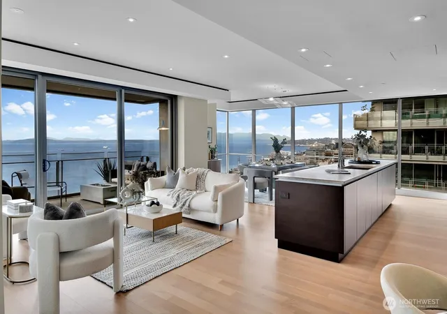 Photo 2 of Condo for sale at 99 Union St #1206, Seattle, WA 98101 | MLS# NWM2483304 | Listing updated on 2026-09-17