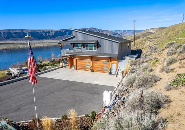 Photo 2 of Single family home for sale at 23 Elk View Dr, Quincy, WA 98848 | MLS# NWM2483689 | Listing updated on 2026-09-17