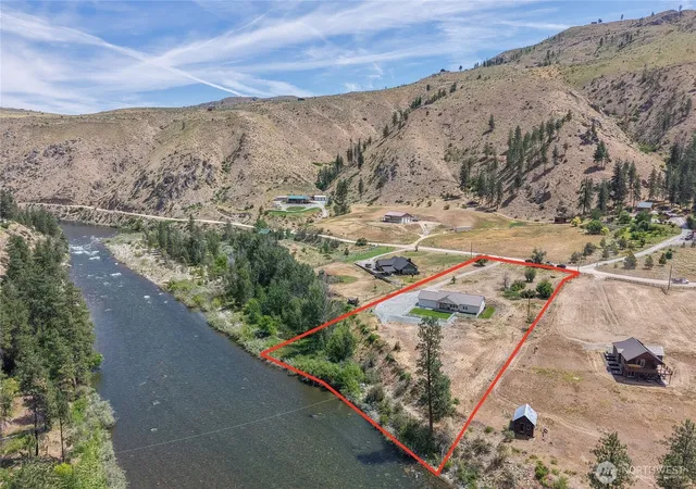 Photo 3 of Single family home for sale at 87 Burma Rd, Methow, WA 98834 | MLS# NWM2484175 | Listing updated on 2026-09-17