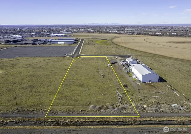 Photo 1 of Sale Pending at 0 Silva St #D, Moses Lake, WA 98837 | MLS# NWM2484178 | Listing updated on 2026-09-24
