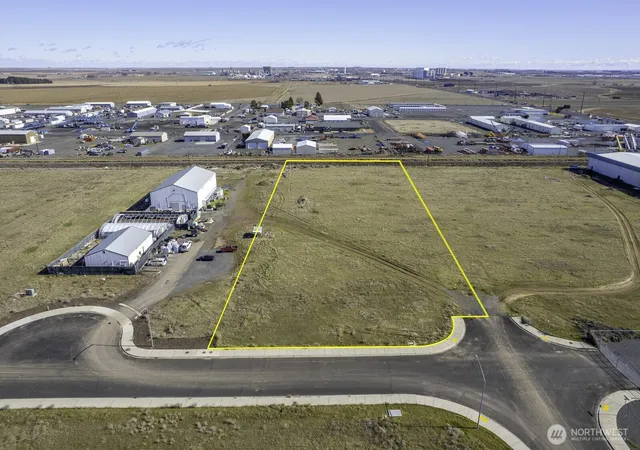 Photo 2 of Sale Pending at 0 Silva St #D, Moses Lake, WA 98837 | MLS# NWM2484178 | Listing updated on 2026-09-24