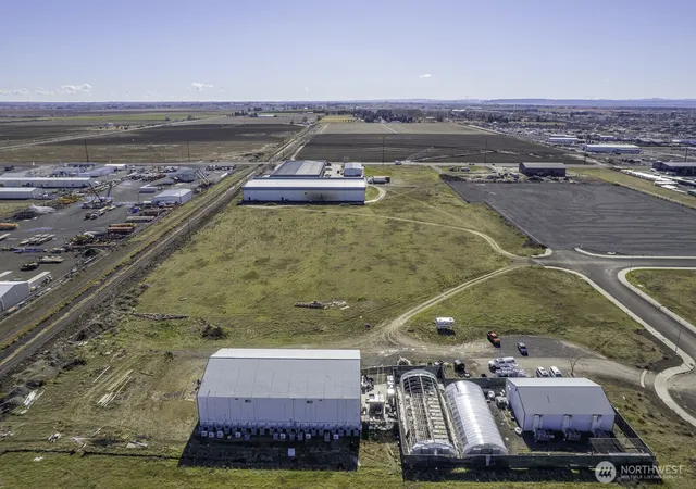 Photo 3 of Land for sale at 0 Nna Silva St #E, Moses Lake, WA 98837 | MLS# NWM2484207 | Listing updated on 2026-09-17