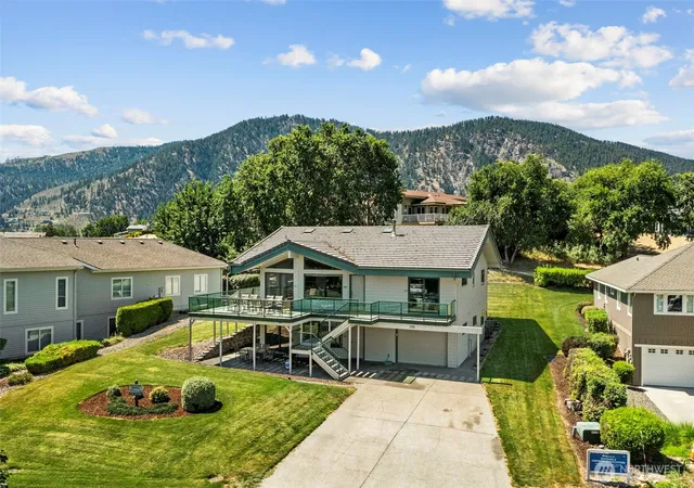 Photo 1 of Single family home for sale at 105 Chelan View Dr, Manson, WA 98831 | MLS# NWM2484293 | Listing updated on 2026-09-17