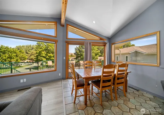 Photo 4 of Single family home for sale at 105 Chelan View Dr, Manson, WA 98831 | MLS# NWM2484293 | Listing updated on 2026-09-17