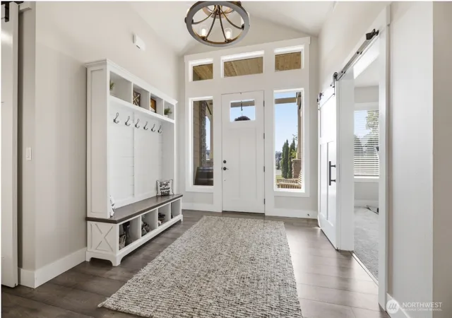 Photo 4 of Single family home for sale at 167 Mountain Crst Ln, Eatonville, WA 98328 | MLS# NWM2484369 | Listing updated on 2026-09-17