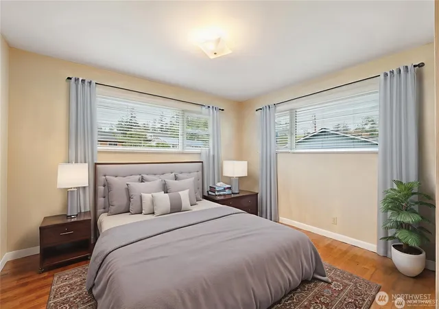 Photo 4 of Single family home for sale at 1123 Forest Glen Rd, Oak Harbor, WA 98277 | MLS# NWM2484439 | Listing updated on 2026-09-17