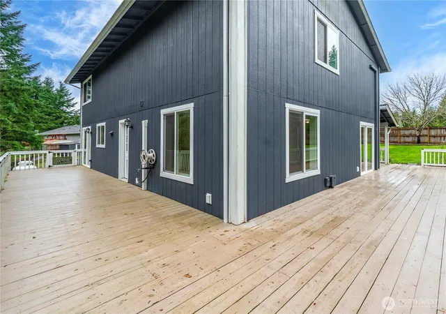 Photo 4 of Single family home for sale at 139 Kodiak Ln, Chehalis, WA 98532 | MLS# NWM2484482 | Listing updated on 2026-09-17