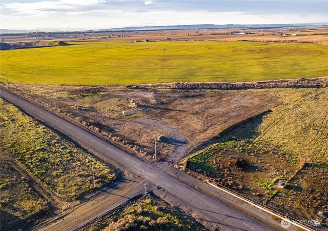 Photo 2 of Land for sale at 2 Xxx Mae Valley Rd Ne, Moses Lake, WA 98837 | MLS# NWM2485038 | Listing updated on 2026-09-17