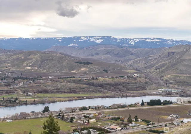 Photo 1 of Land for sale at 3203 10th Street Se, East Wenatchee, WA 98802 | MLS# NWM2485205 | Listing updated on 2026-09-17