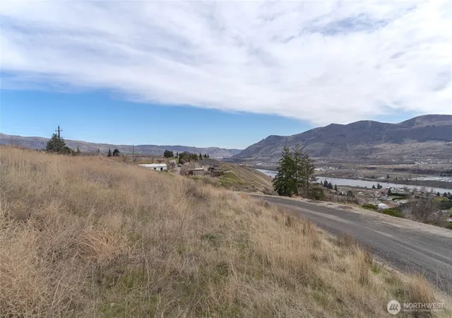 Photo 2 of Land for sale at 3203 10th Street Se, East Wenatchee, WA 98802 | MLS# NWM2485205 | Listing updated on 2026-09-17