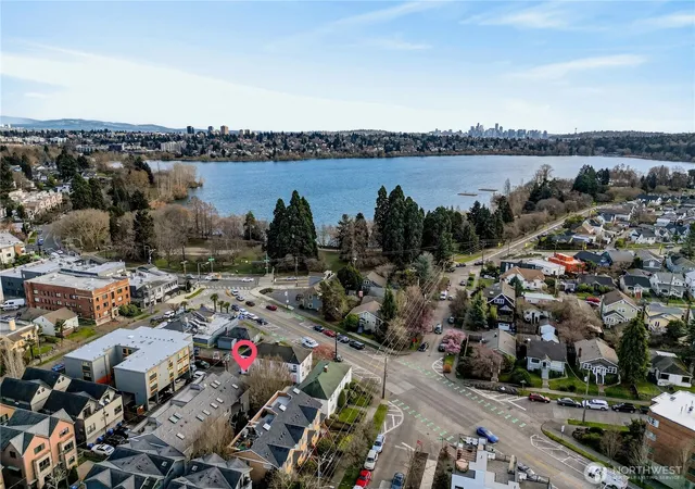 Photo 3 of Condo for sale at 7870 Green Lake Dr N #10, Seattle, WA 98103 | MLS# NWM2485294 | Listing updated on 2026-09-23