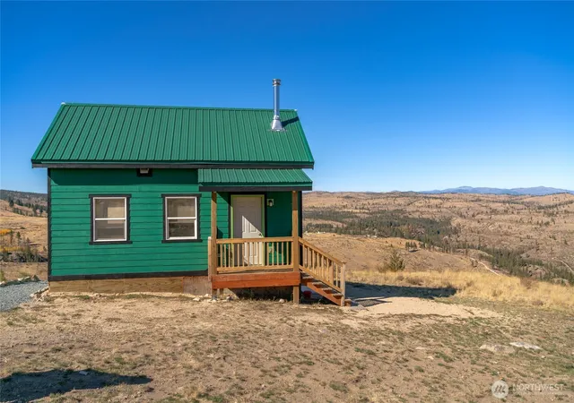 Photo 3 of Single family home for sale at 454 Harmony Hts, Brewster, WA 98812 | MLS# NWM2485397 | Listing updated on 2026-09-17
