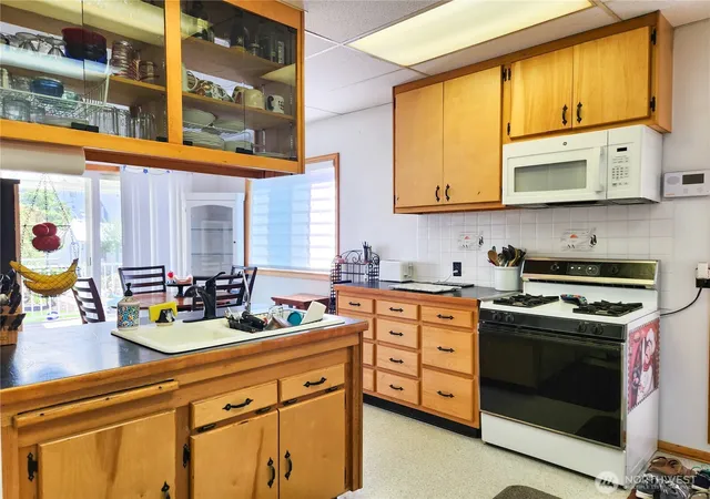 Photo 3 of Single family home for sale at 316 E Alder Ave, Ritzville, WA 99169 | MLS# NWM2485608 | Listing updated on 2026-09-17