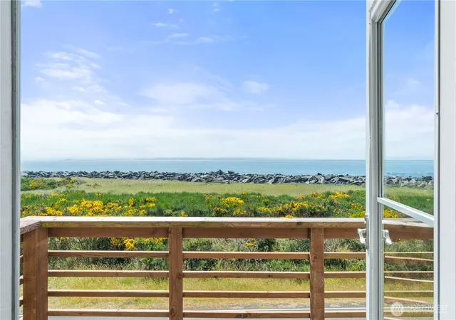 Photo 2 of Single family home for sale at 1459 E Ocean Shrs Blvd Sw, Ocean Shores, WA 98569 | MLS# NWM2485710 | Listing updated on 2026-09-22