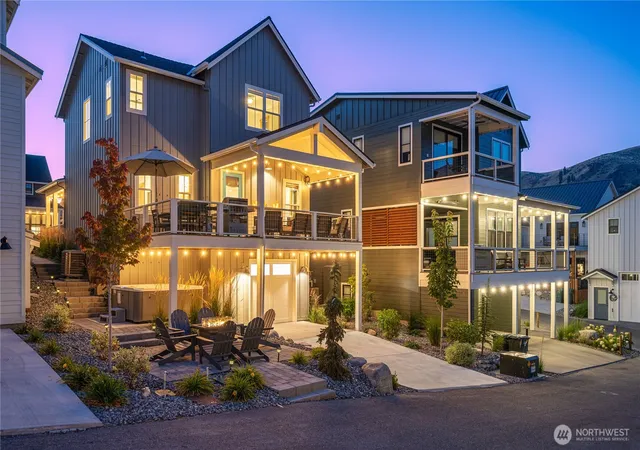 Photo 1 of Single family home for sale at 205 Bluebell Ln, Chelan, WA 98816 | MLS# NWM2485839 | Listing updated on 2026-09-17