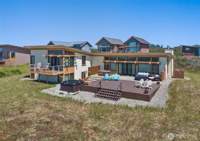 Photo 3 of Single family home for sale at 1603 Sea Grass Ln, Westport, WA 98595 | MLS# NWM2485909 | Listing updated on 2026-09-17