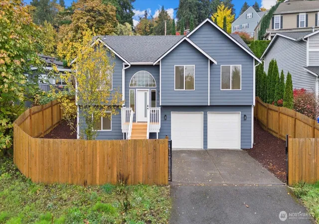 Photo 1 of Single family home for sale at 422 E Titus, Kent, WA 98030 | MLS# NWM2486081 | Listing updated on 2026-09-17