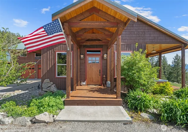Photo 3 of Single family home for sale at 40 Happy Jack Rd, Curlew, WA 99118 | MLS# NWM2486155 | Listing updated on 2026-09-17