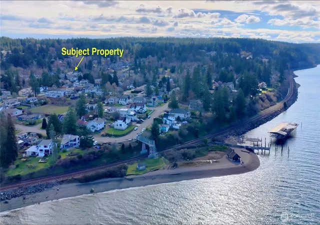 Photo 2 of Condo for sale at 814 5th Street, Steilacoom, WA 98388 | MLS# NWM2486221 | Listing updated on 2026-09-17