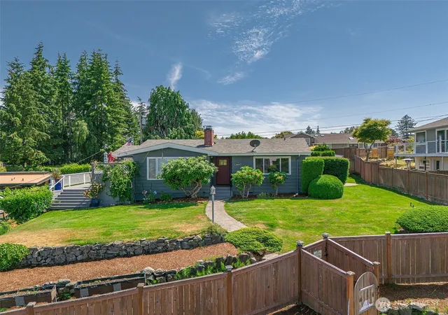 Photo 1 of Single family home for sale at 6404 N Five Views Rd, Tacoma, WA 98407 | MLS# NWM2486254 | Listing updated on 2026-09-17