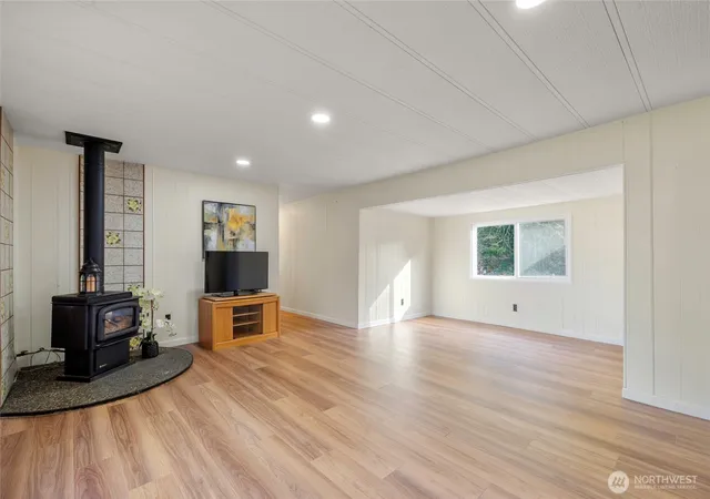 Photo 4 of Manufactured home for sale at 11533 Fleetwood Ct SE, Olympia, WA 98513 | MLS# NWM2486324 | Listing updated on 2026-10-01