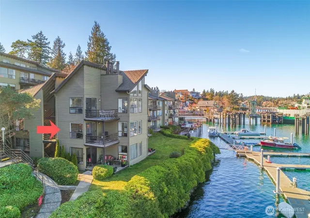 Photo 3 of Condo for sale at 200 East St #D204, Friday Harbor, WA 98250 | MLS# NWM2486373 | Listing updated on 2026-09-17