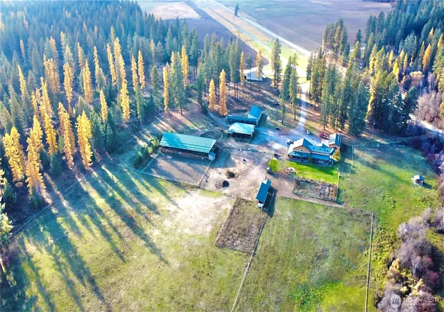 Photo 3 of Single family home for sale at 3378 Northport Flt Crk Rd, Kettle Falls, WA 99141 | MLS# NWM2486468 | Listing updated on 2026-09-17