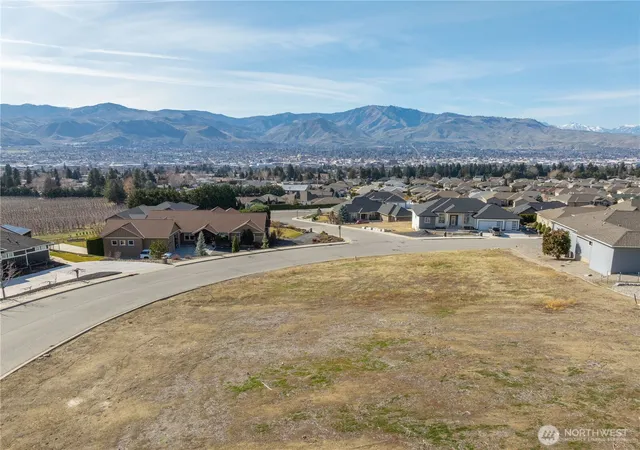 Photo 2 of Land for sale at 968 Briarwood Dr, East Wenatchee, WA 98802 | MLS# NWM2486476 | Listing updated on 2026-09-17