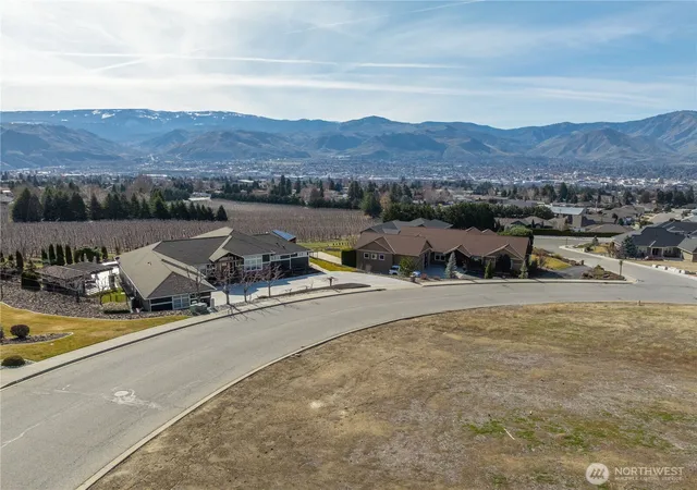 Photo 3 of Land for sale at 968 Briarwood Dr, East Wenatchee, WA 98802 | MLS# NWM2486476 | Listing updated on 2026-09-17