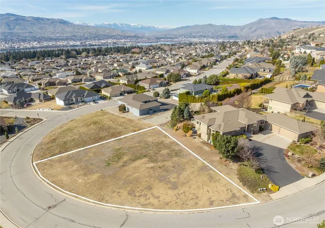 Photo 3 of Land for sale at 968 Briarwood Dr, East Wenatchee, WA 98802 | MLS# NWM2486476 | Listing updated on 2026-09-17
