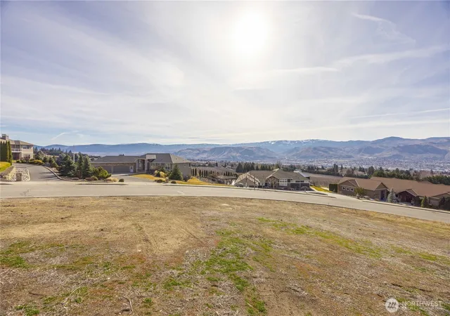 Photo 4 of Land for sale at 968 Briarwood Dr, East Wenatchee, WA 98802 | MLS# NWM2486476 | Listing updated on 2026-09-17