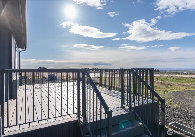 Photo 4 of Manufactured home for sale at 13477 Road 13 NW, Quincy, WA 98848 | MLS# NWM2486714 | Listing updated on 2026-09-17