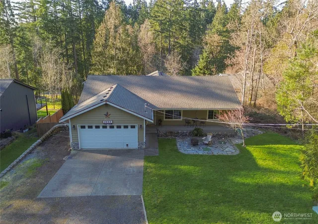 Photo 2 of Single family home for sale at 2442 Crestridge Dr Nw, Olympia, WA 98502 | MLS# NWM2486729 | Listing updated on 2026-09-17
