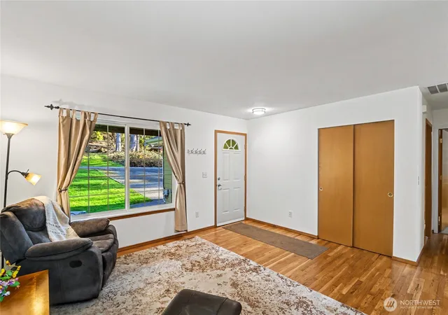 Photo 3 of Single family home for sale at 2442 Crestridge Dr Nw, Olympia, WA 98502 | MLS# NWM2486729 | Listing updated on 2026-09-17