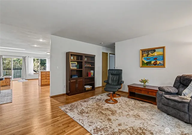 Photo 4 of Single family home for sale at 2442 Crestridge Dr NW, Olympia, WA 98502 | MLS# NWM2486729 | Listing updated on 2026-09-17