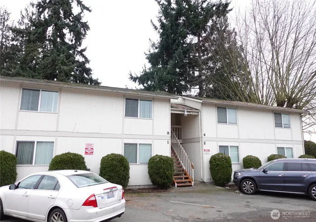 Photo 2 of Multi family home for sale at 2250 I St Ne, Auburn, WA 98002 | MLS# NWM2486776 | Listing updated on 2026-09-17